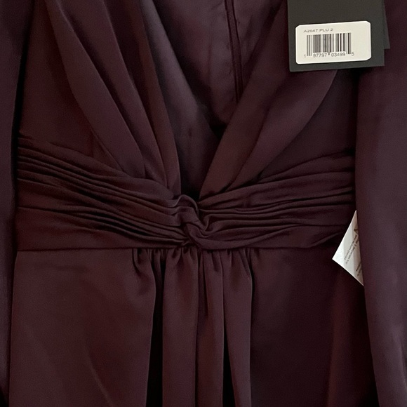 Mac Duggal/IEENA #A2647 NWT Plum Purple Jumpsuit LS Plunging V-Neck - Picture 8 of 13